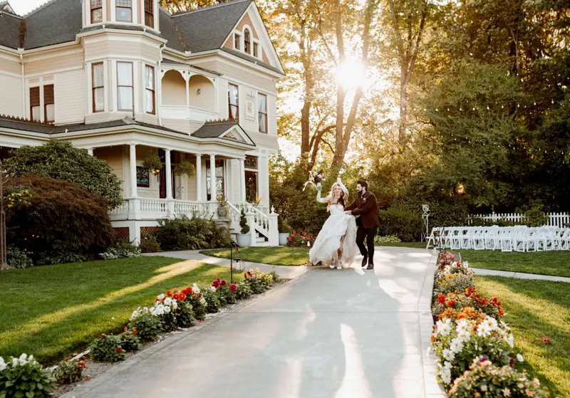 The Victorian Belle Mansion
